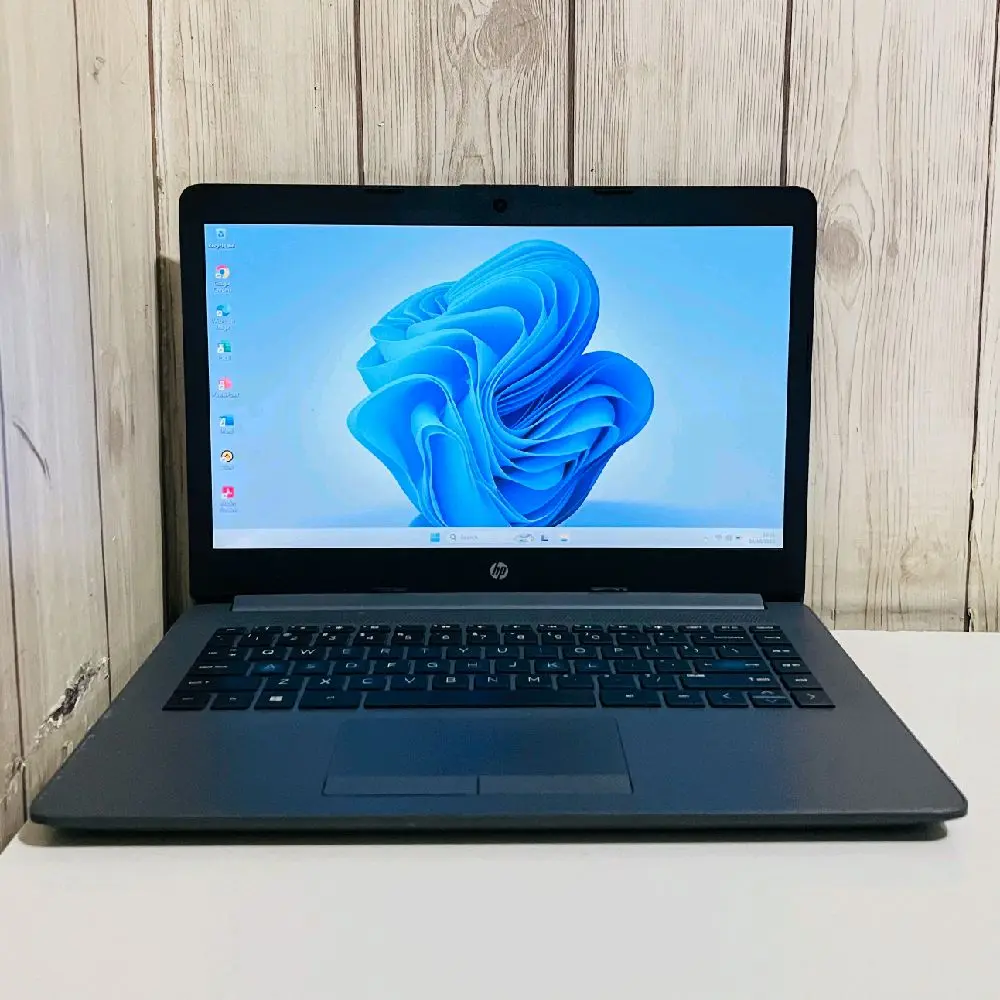 Laptop HP 240 G7 Core i3 Gen 7 Slim Ram 8gb Ssd 256gb siap pakai